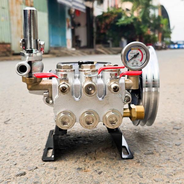 Đầu xịt ty sứ 1hp DW625B