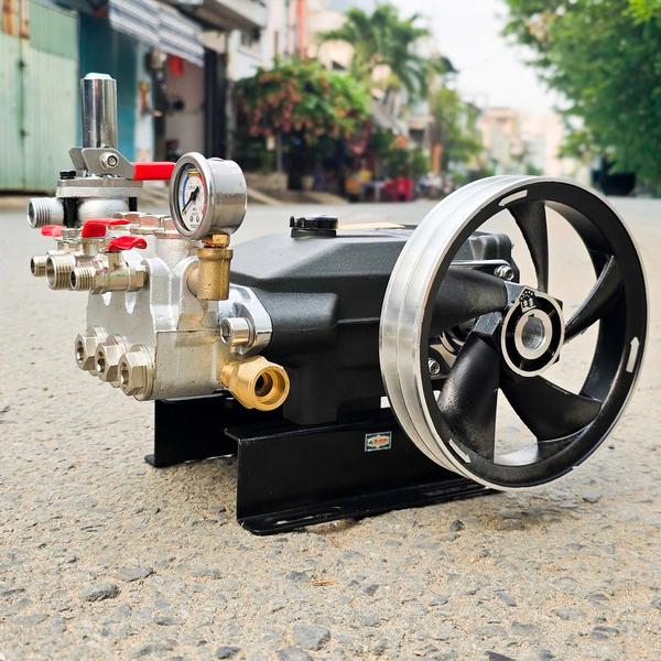 Đầu xịt ty sứ 1hp DW625B