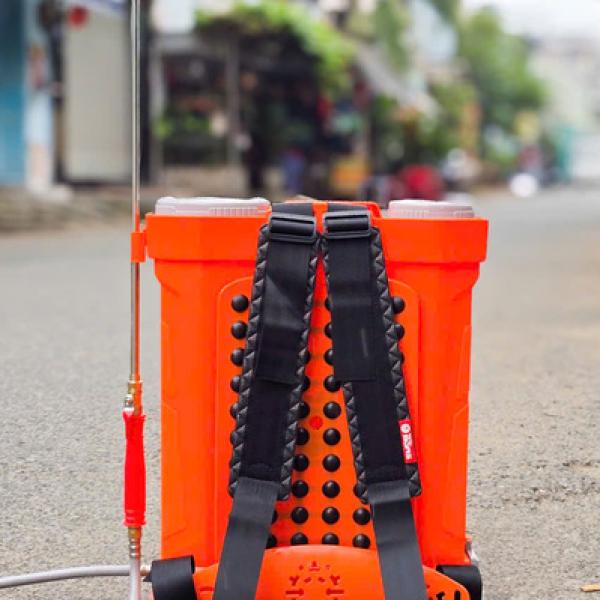 Bình xịt điện 20l 1 bơm có đảo thuốc.model BGA20A9GC