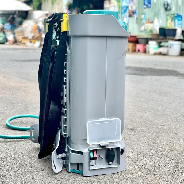 Bình xịt điện 20l 1 bơm có đảo thuốc DW20A8M